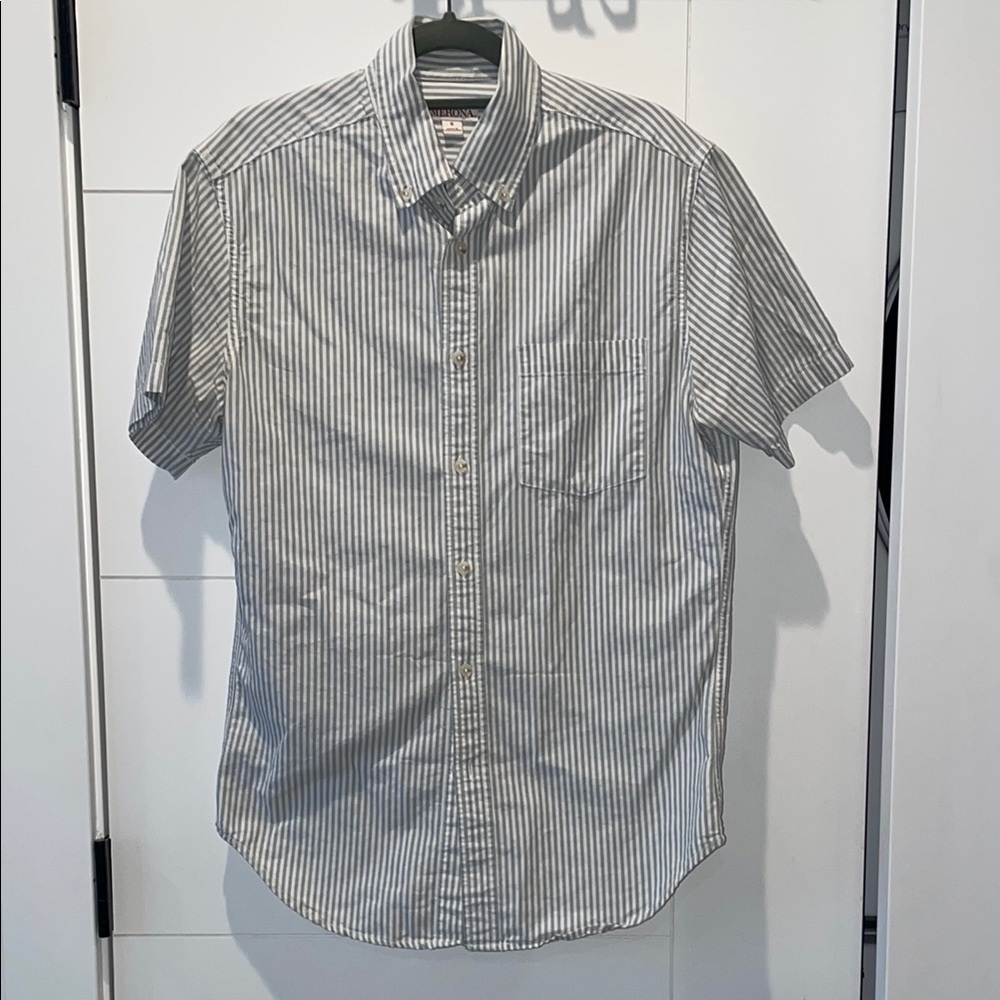 Merona Men’s White and Light Blue Button Down Shirt
